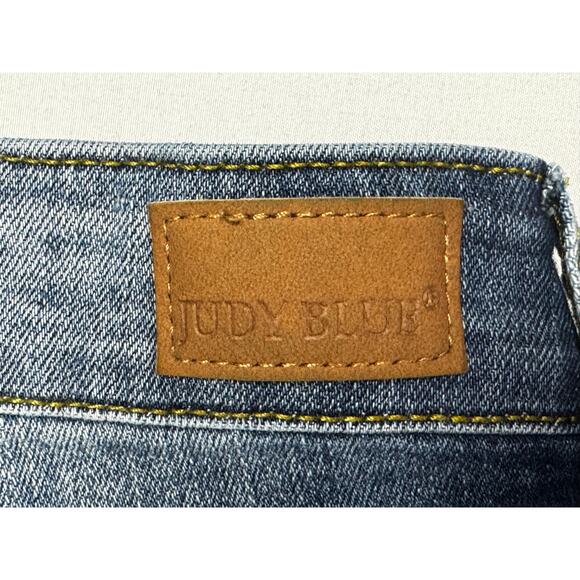 Judy Blue Women's Relaxed Fit Skinny Stretch Blue Denim Jeans - Size 28x26 - Picture 3 of 6